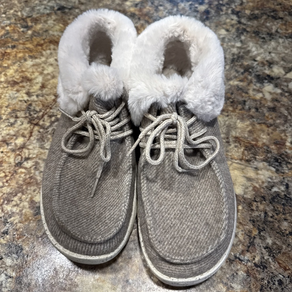 Hey Dude Womens 10 Nut Britt Faux Fur Lined Winter Moc Loafers 121771600